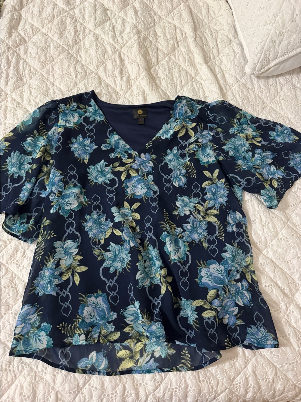 JM Collection Navy Blue Floral V-Neck Blouse